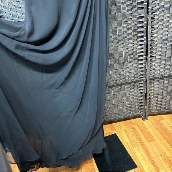 JS Collections black evening gown in black size 12 shoulder flower new - Picture 6 of 14